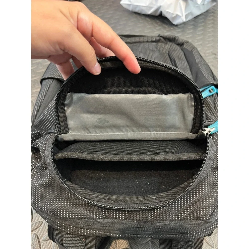 Thule Crossover Backpack Unisex OS Black Dotted Laptop Bag Daypack
